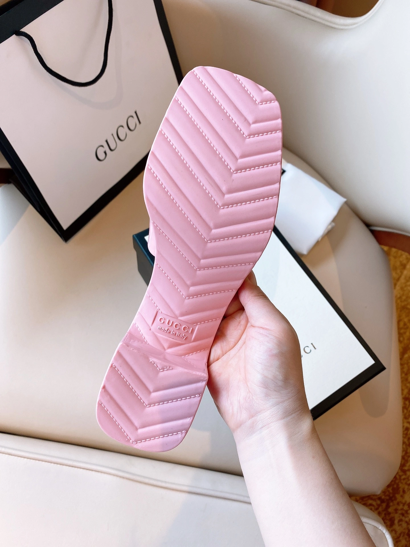 6u33i 624730 J8700 5815 Waterproof：2.5CM Heel height：5.5CM item:DT-X234E3002